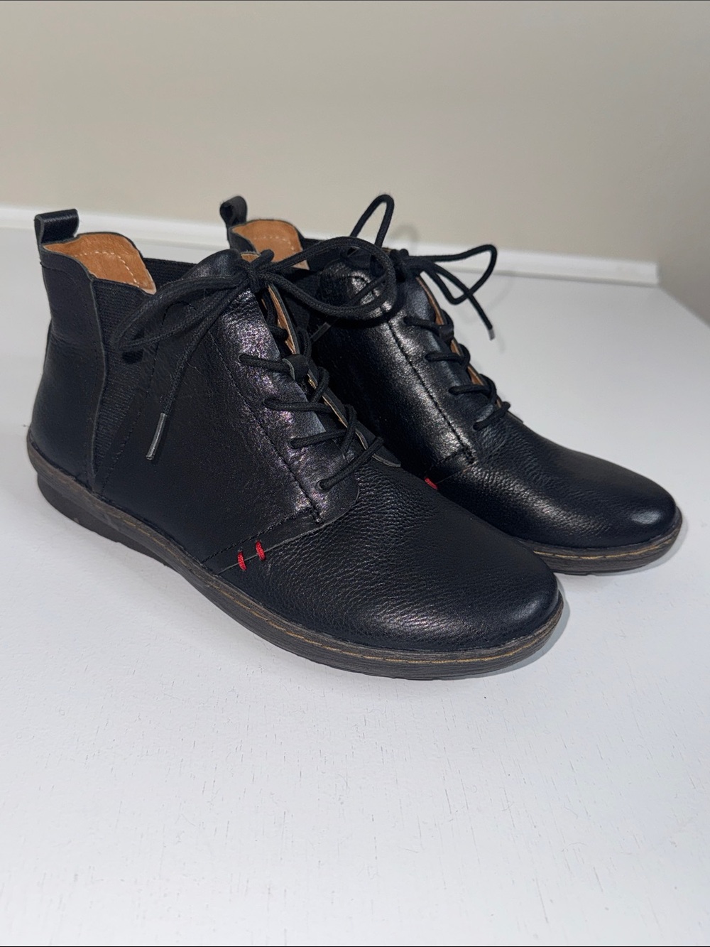 Montana Artisan Crafted Leather Black Ankle Booties Lace Up 6.5M